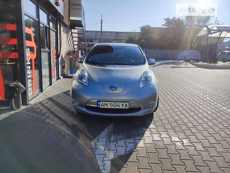 2013 nissan leaf