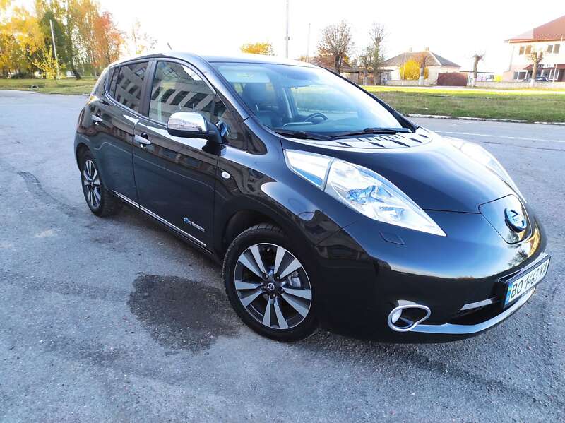 2014 nissan leaf