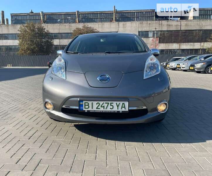 2014 nissan leaf