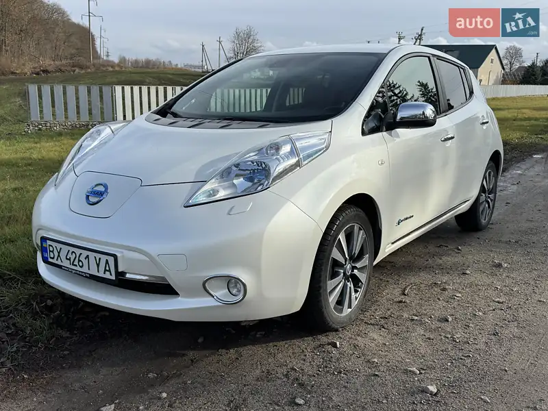2014 nissan leaf