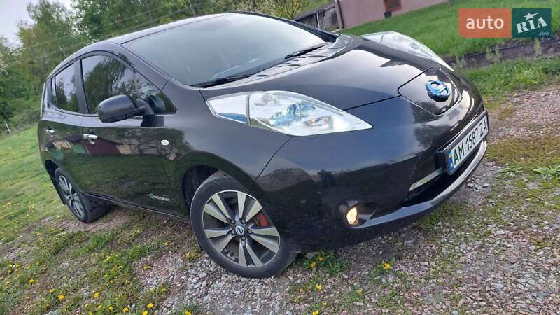 2014 nissan leaf