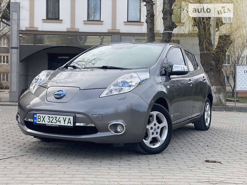 2014 nissan leaf