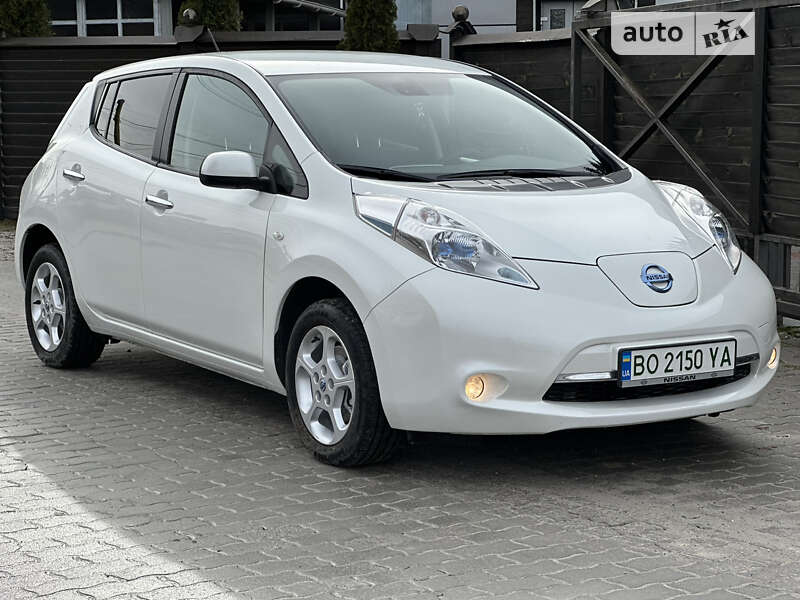 2014 nissan leaf