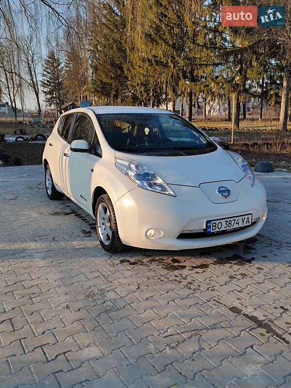 2014 nissan leaf