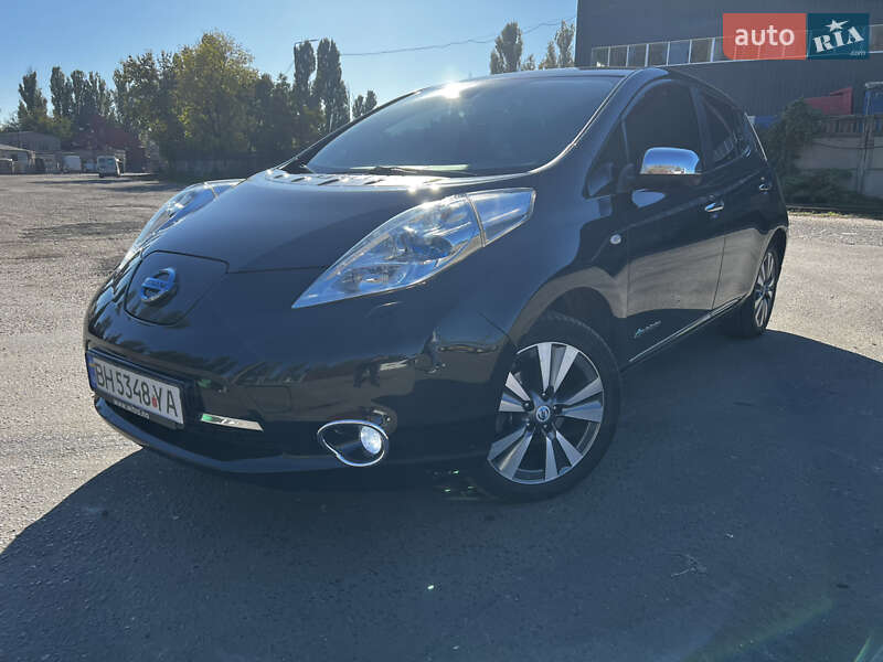 2014 nissan leaf