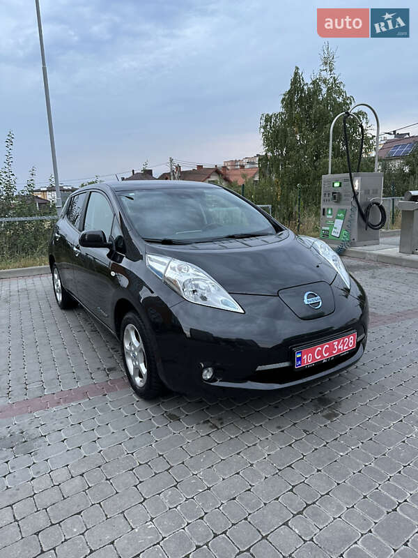 2014 nissan leaf