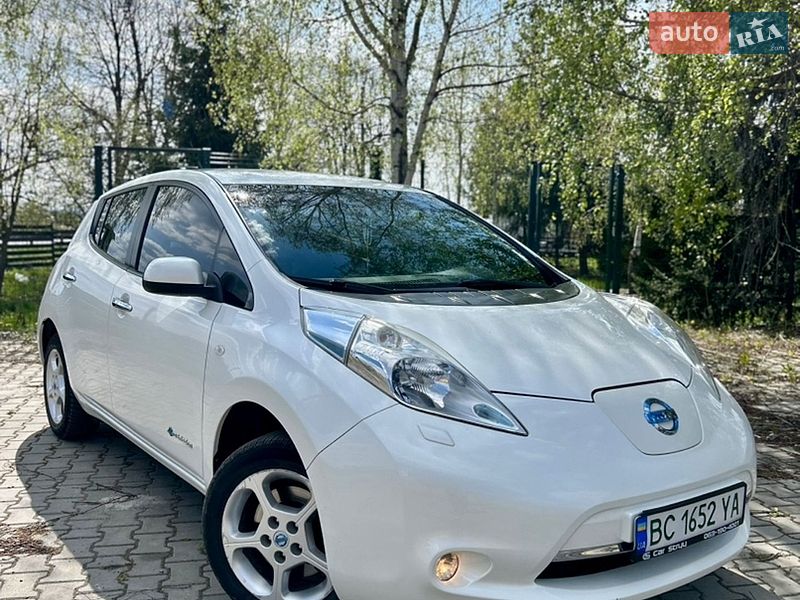 2014 nissan leaf