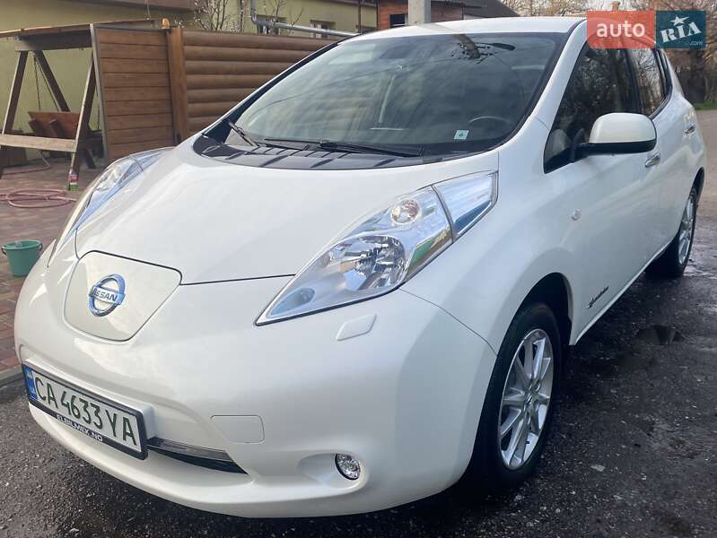 2014 nissan leaf