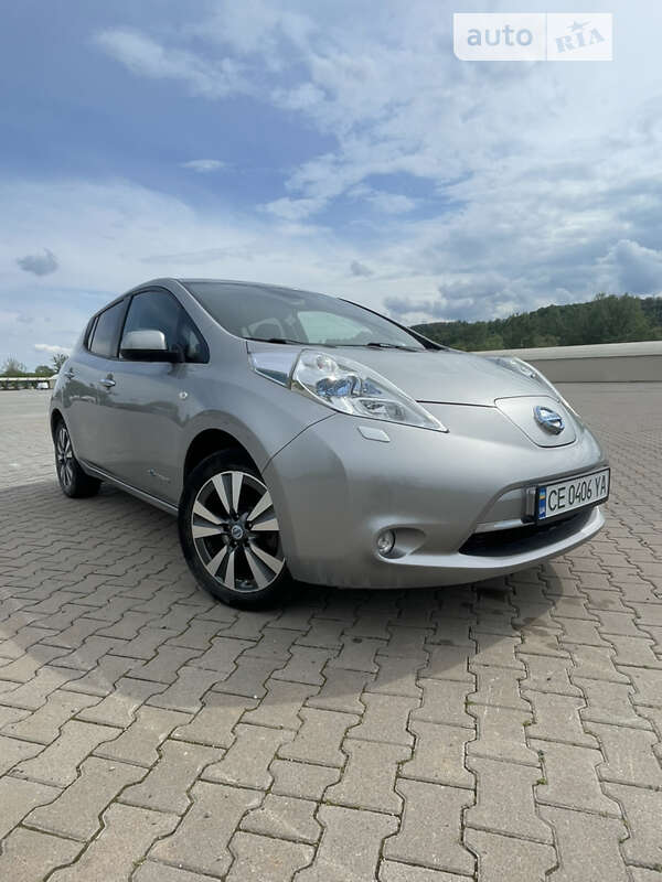 2014 nissan leaf