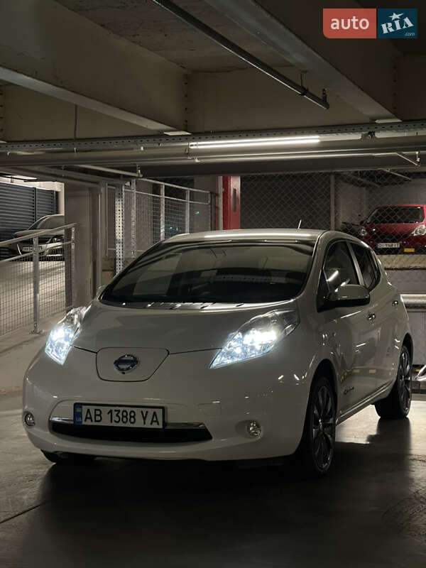 2014 nissan leaf