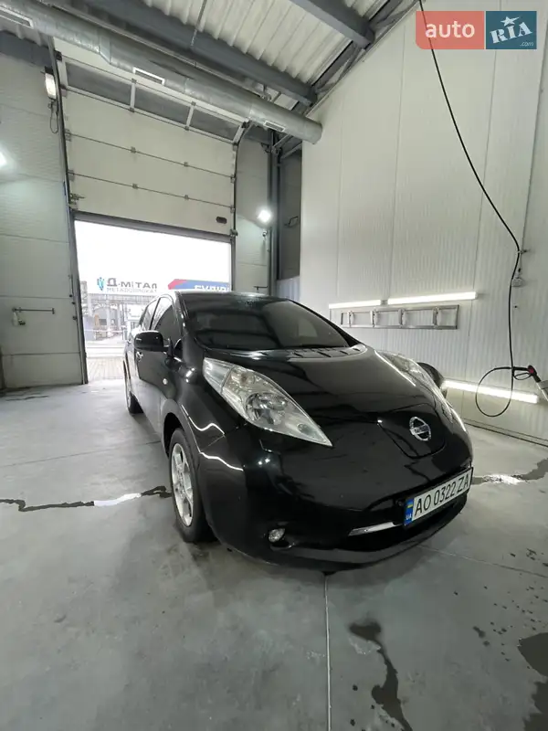 2014 nissan leaf