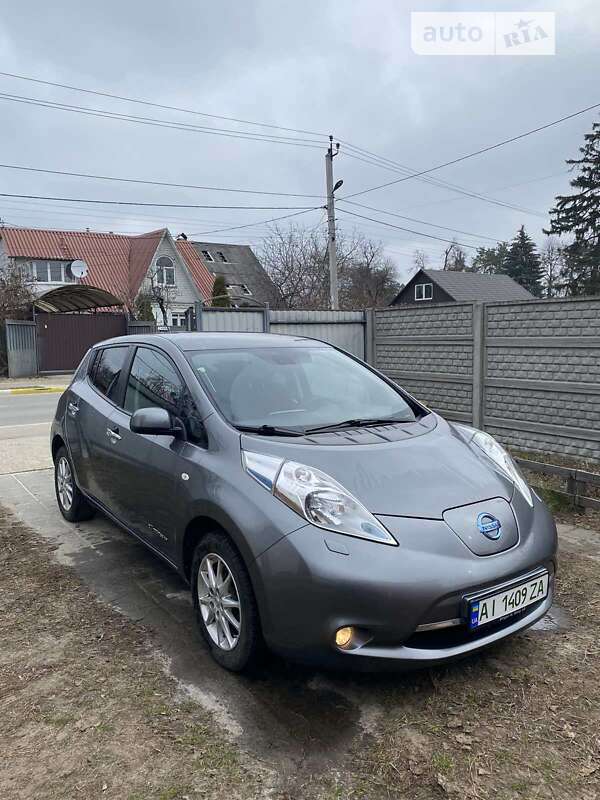 2014 nissan leaf