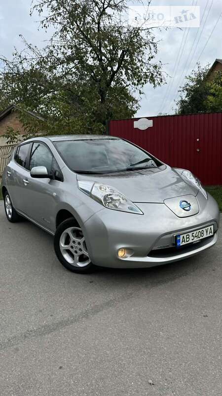 2015 nissan leaf