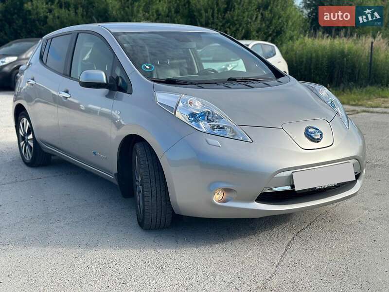 2014 nissan leaf