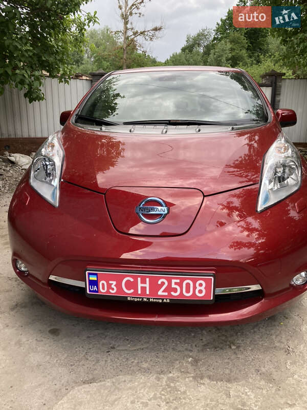 2014 nissan leaf