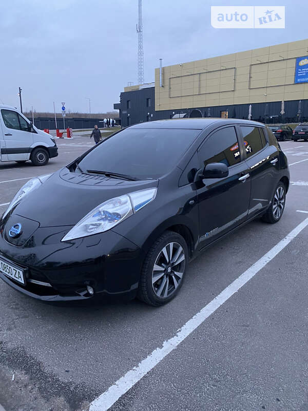 2014 nissan leaf