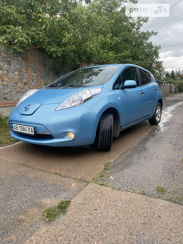 2014 nissan leaf