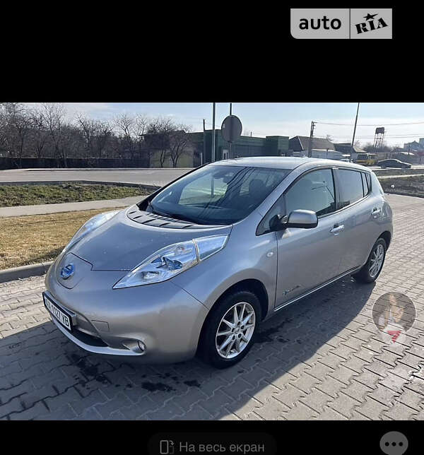 2014 nissan leaf