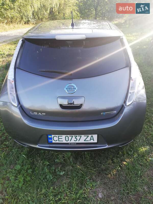 2015 nissan leaf