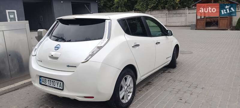 2015 nissan leaf
