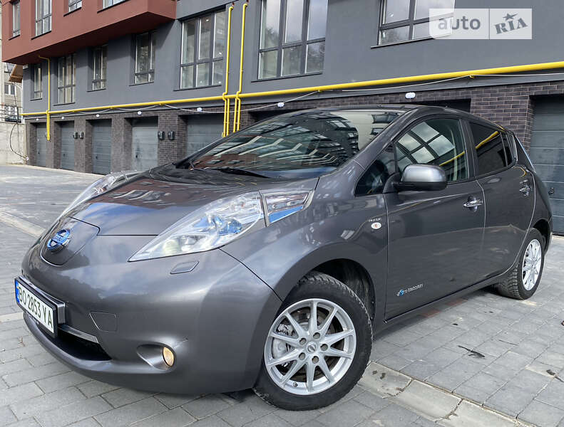 2015 nissan leaf