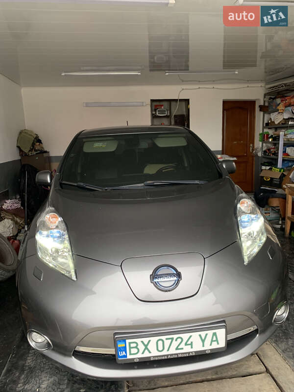 2015 nissan leaf