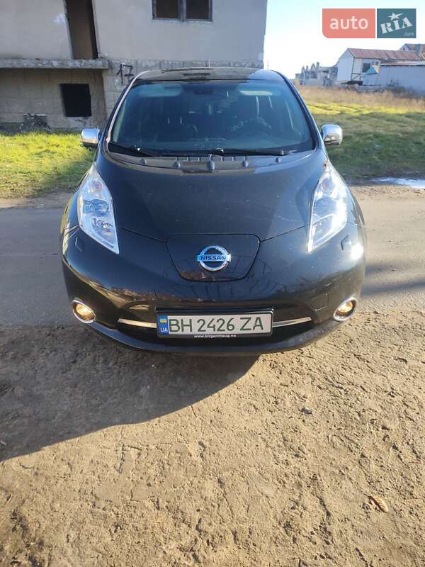 2015 nissan leaf