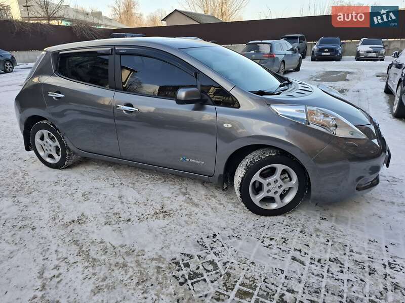 2015 nissan leaf