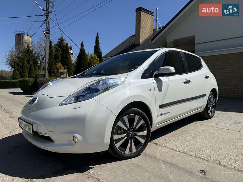 2015 nissan leaf