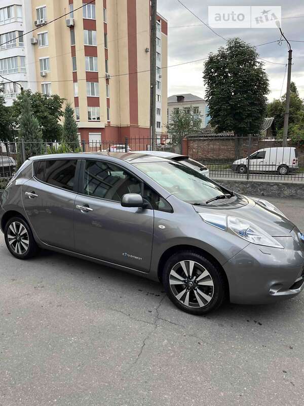 2015 nissan leaf