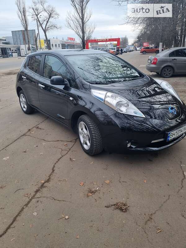 2015 nissan leaf
