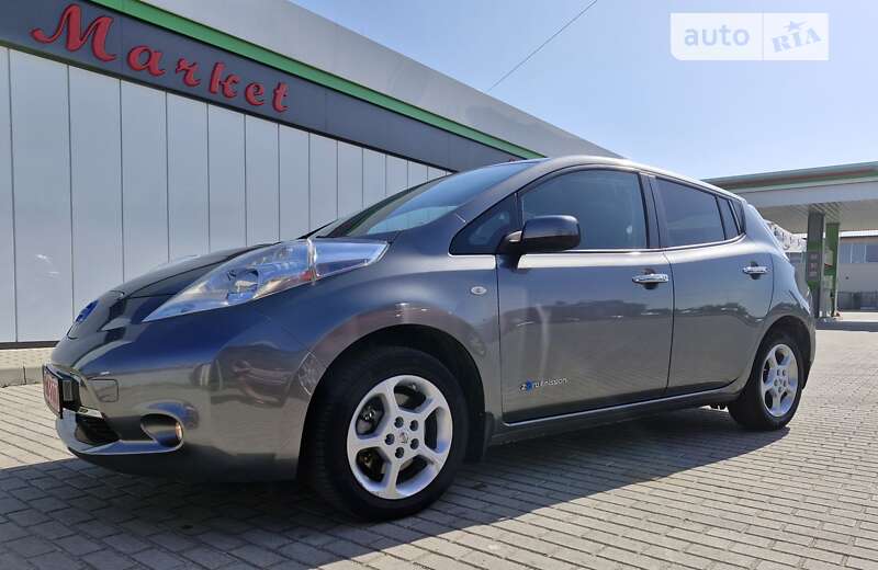 2015 nissan leaf