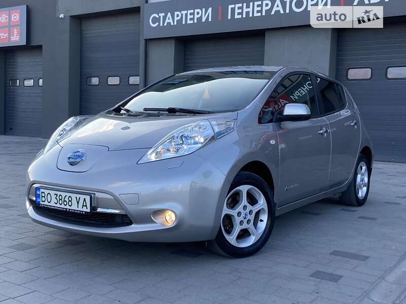 2015 nissan leaf