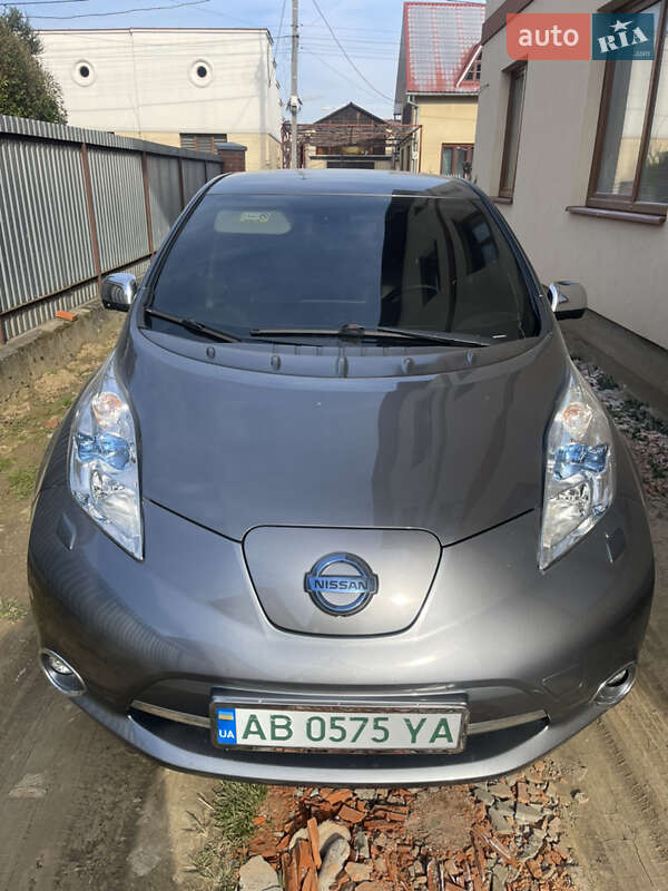 2015 nissan leaf