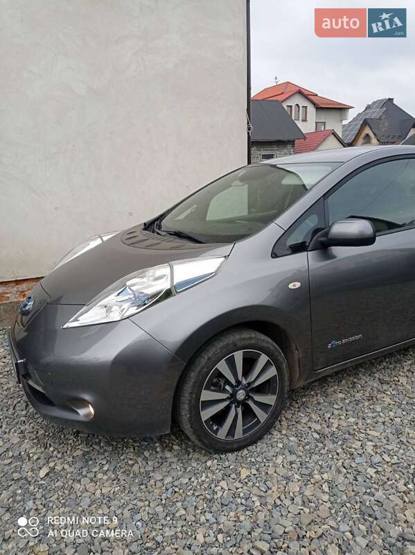 2015 nissan leaf