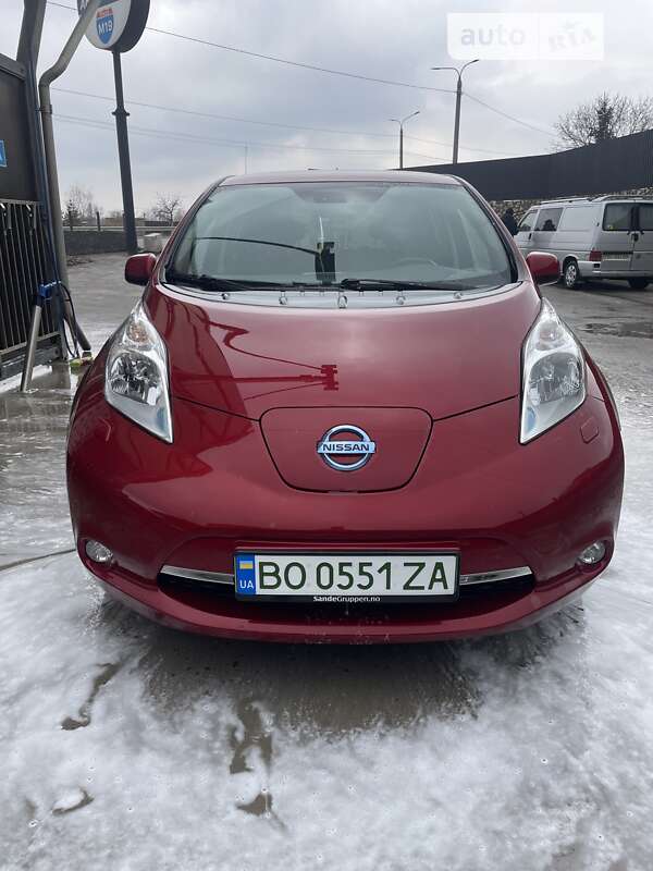 2015 nissan leaf