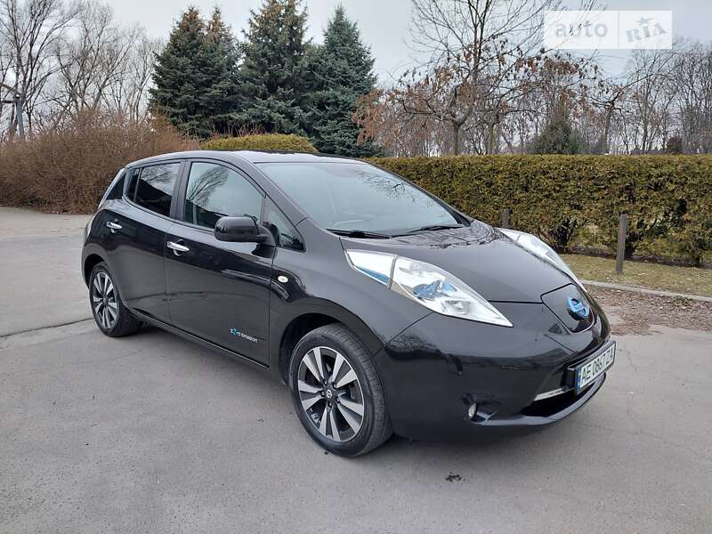 2015 nissan leaf