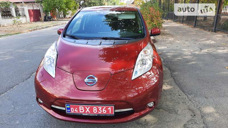 2015 nissan leaf