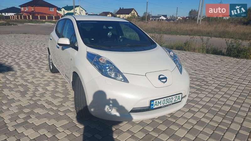 2015 nissan leaf