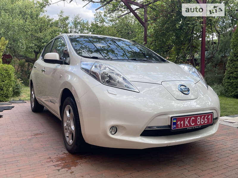 2015 nissan leaf