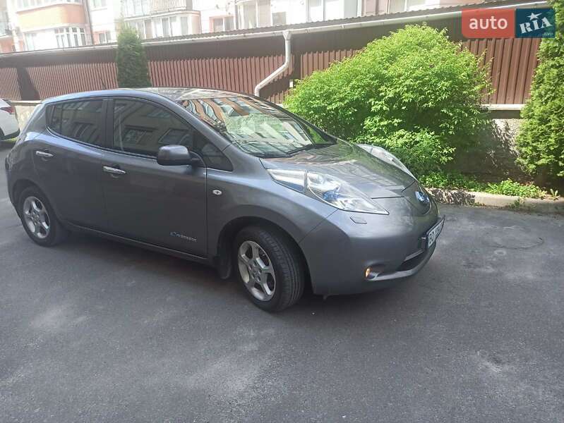2015 nissan leaf