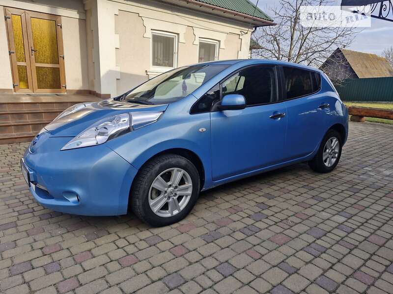 2015 nissan leaf