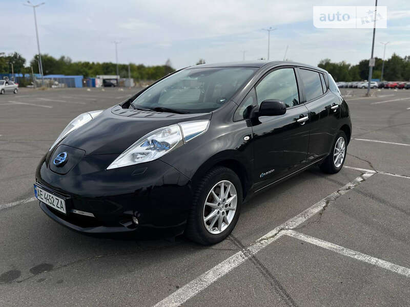 2015 nissan leaf
