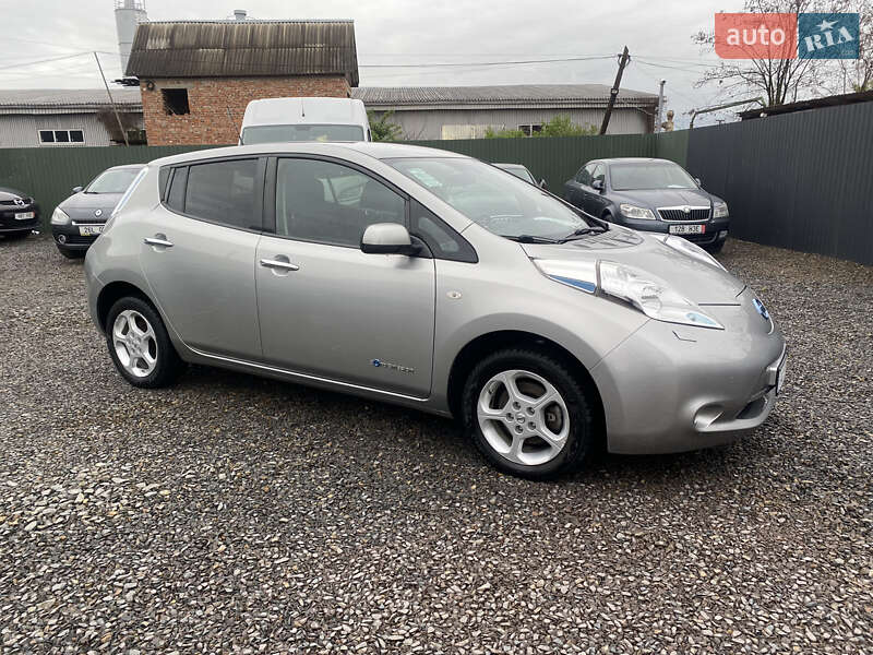 2015 nissan leaf