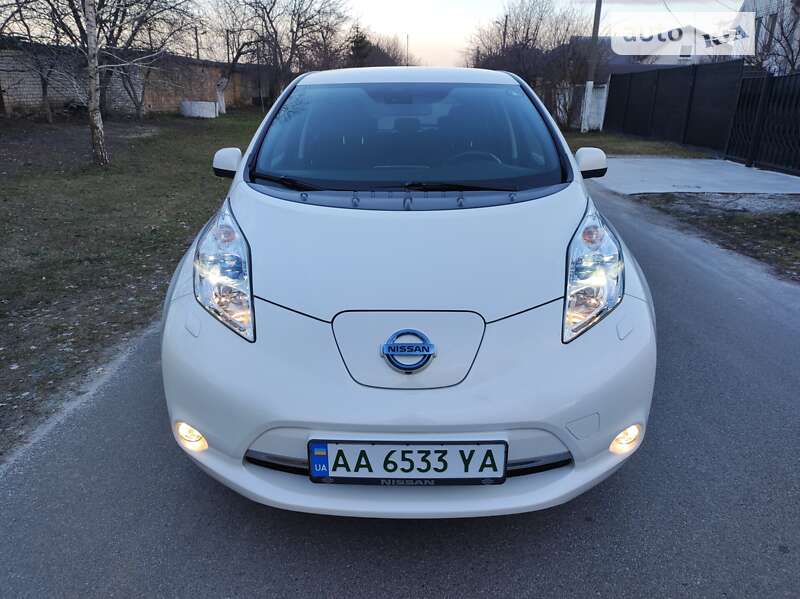 2015 nissan leaf