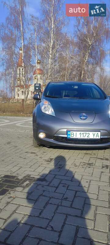 2016 nissan leaf
