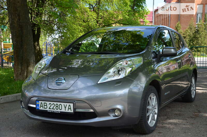 2016 nissan leaf