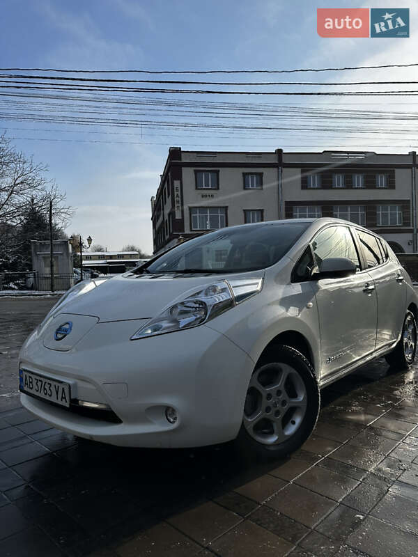 2016 nissan leaf