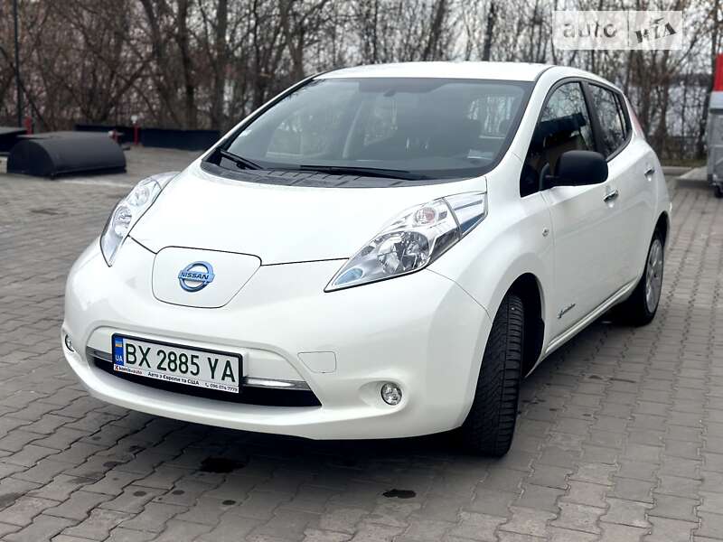 2016 nissan leaf