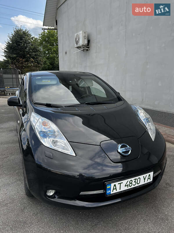 2016 nissan leaf